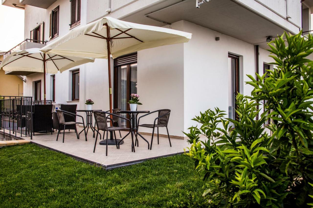 B&B Olganna วาสโต ภายนอก รูปภาพ